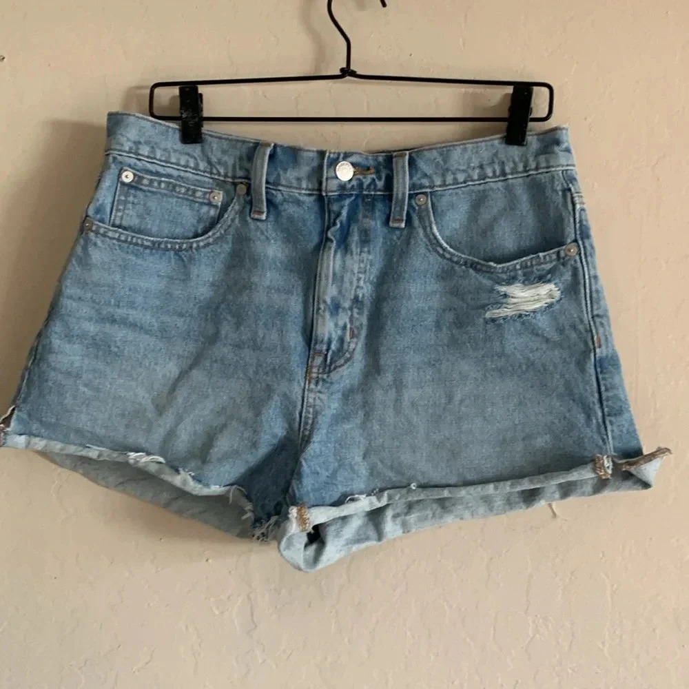 Madewell Relaxed Denim Shorts in Madera Wash: Side-Slit Edition Size 28 - Picture 2 of 6